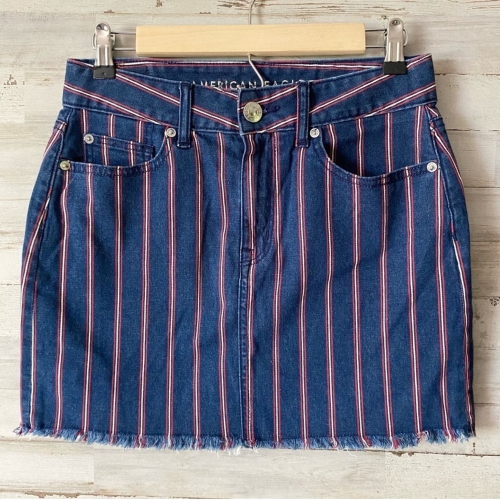 NWOT American Eagle Striped Denim Mini Skirt Size 4